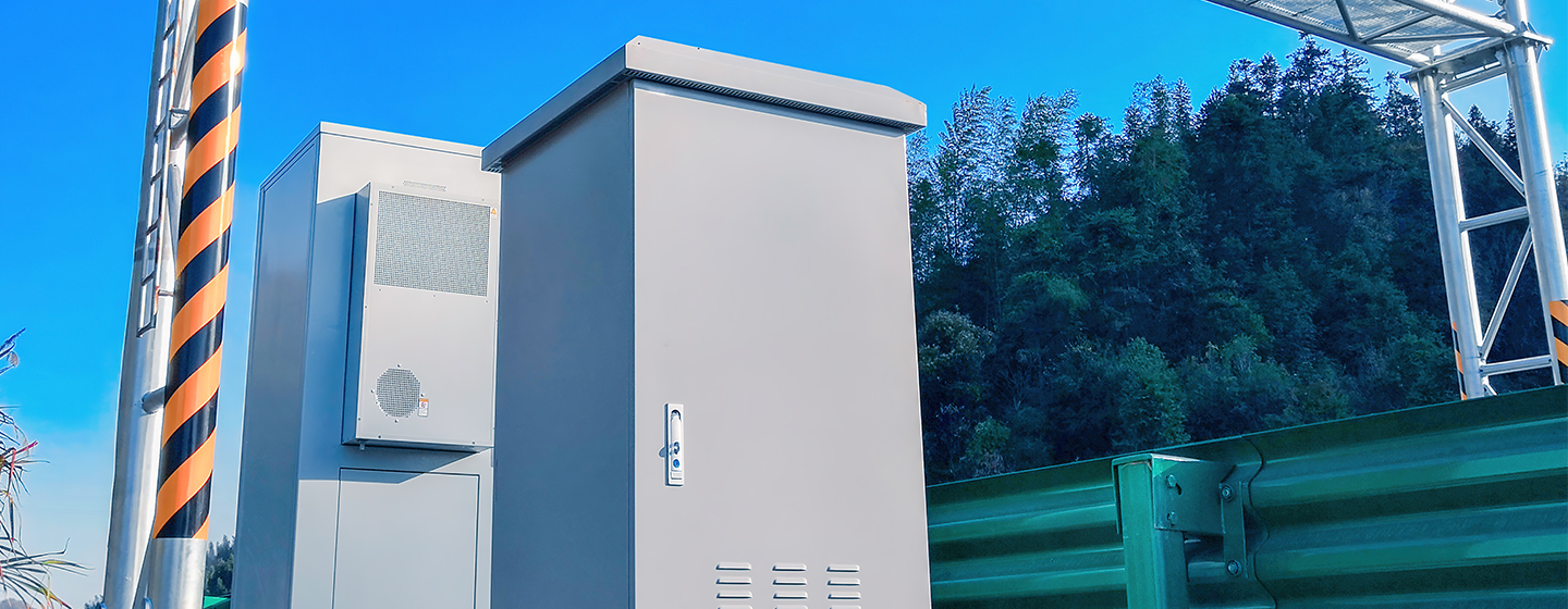 Cabinet cooling